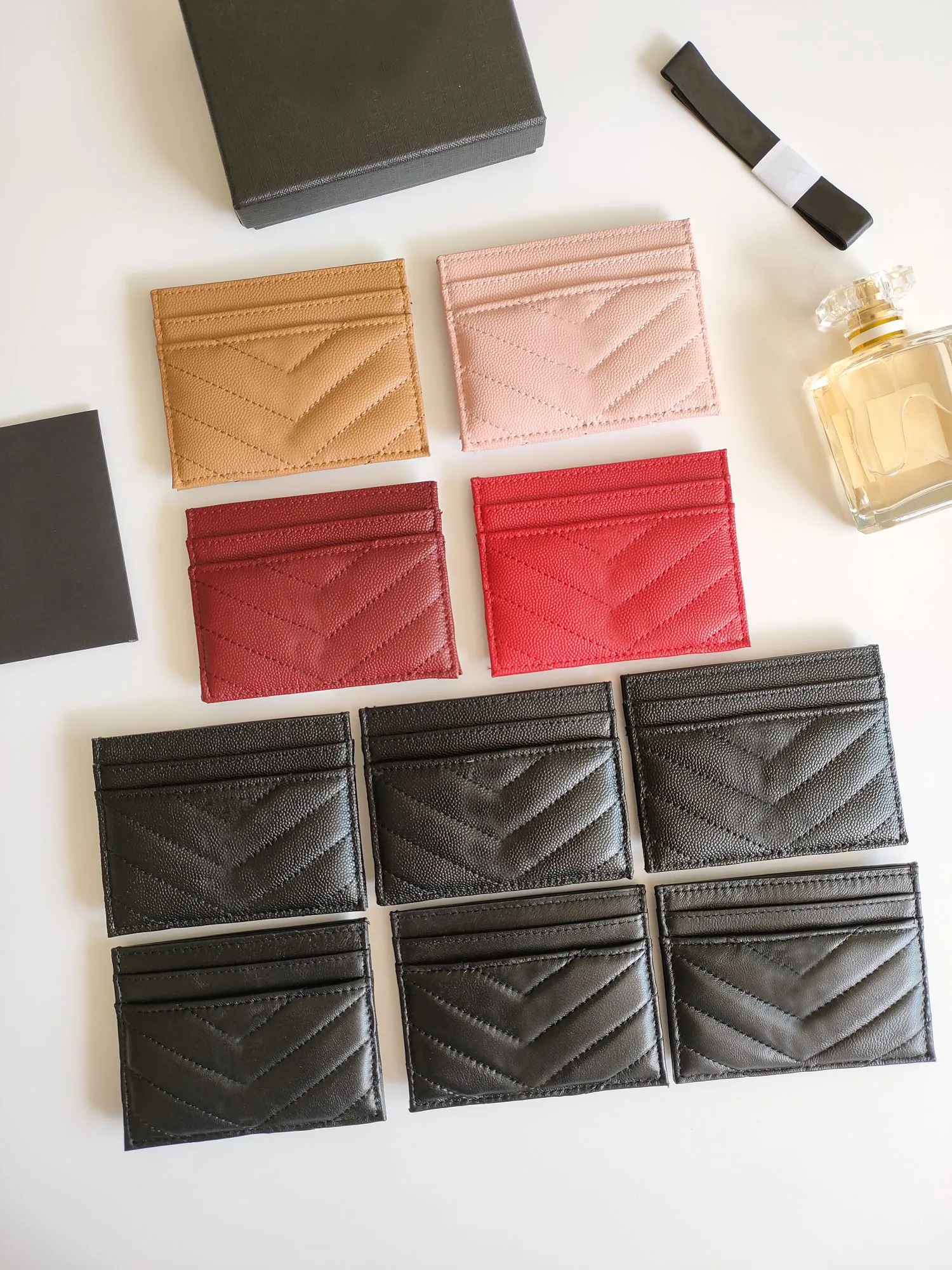 nieuwe mode Kaarthouders kaviaar vrouw mini portemonnee Designer pure kleur echt leer Pebble textuur luxe zwarte portemonnee met doos