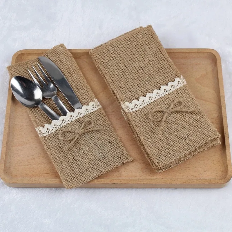 Dekoracja imprezowa krajowy stół ślubny Silverware Uchwyt Naturalny Burlap Cutlery Pockets Fork Pockets Rustycka dekoracja ślubna