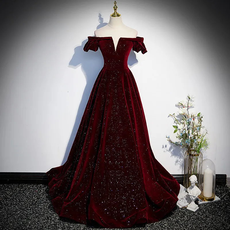 Party Dresses Evening Dress Short Sleeves Sequins FloorLength Boat Neck Simple Burgundy Lace Up ALine Velour Formal Gown Woman B1903 230310