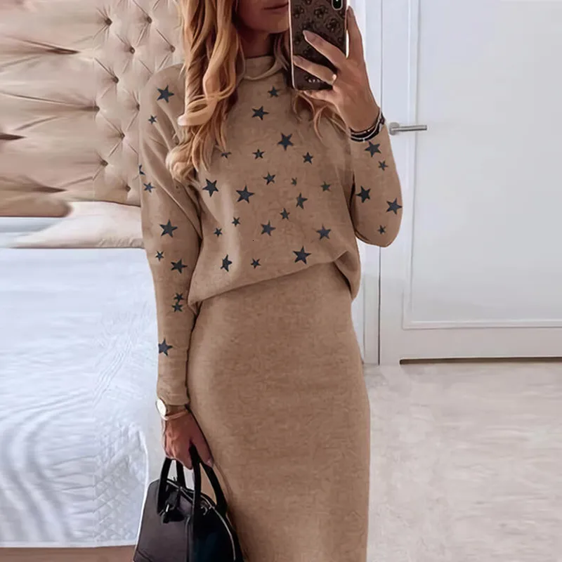 Two Piece Dres stickade tröja kjol Set Women Slim Fit Elegant Topps Female kjolar Duits Office Lady Stick Outfit 230310