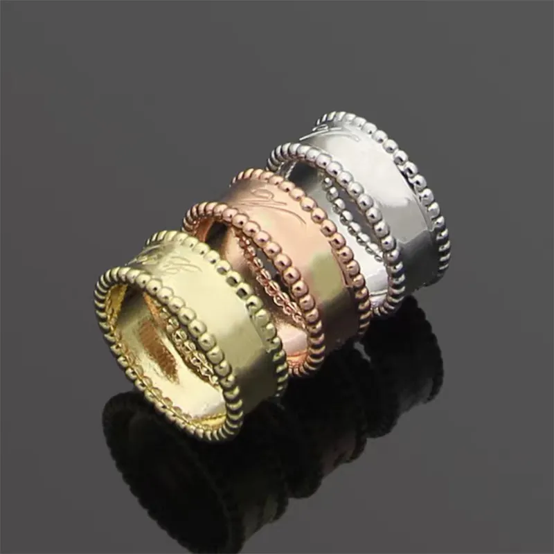2023 Merk Klassieke Ring Mode Charm Handtekening Klavertje Vier Ring Hoogwaardige roestvrijstalen designer sieraden