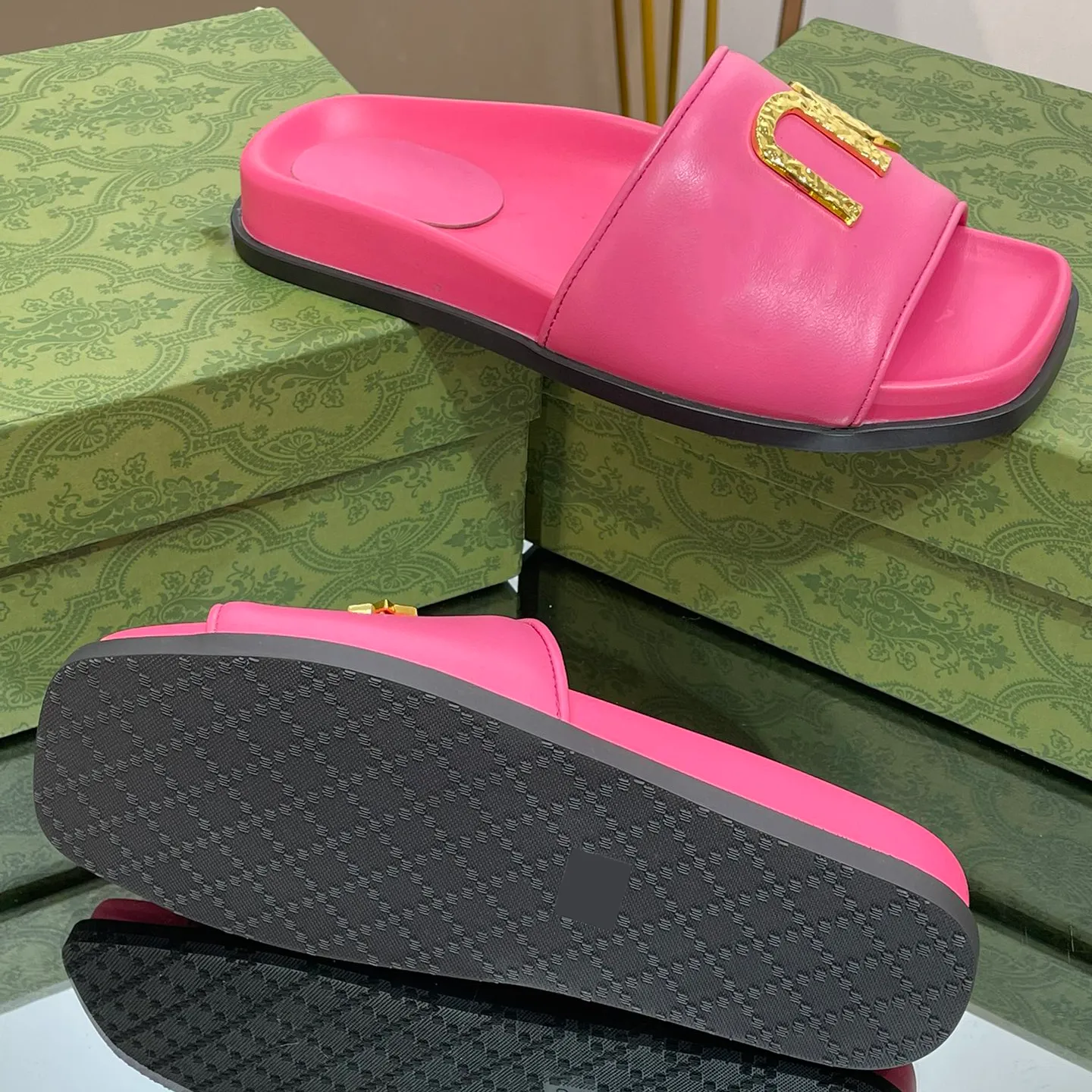 Summer Comfort Classic Metal Alphabet Flat Pink Slippers For