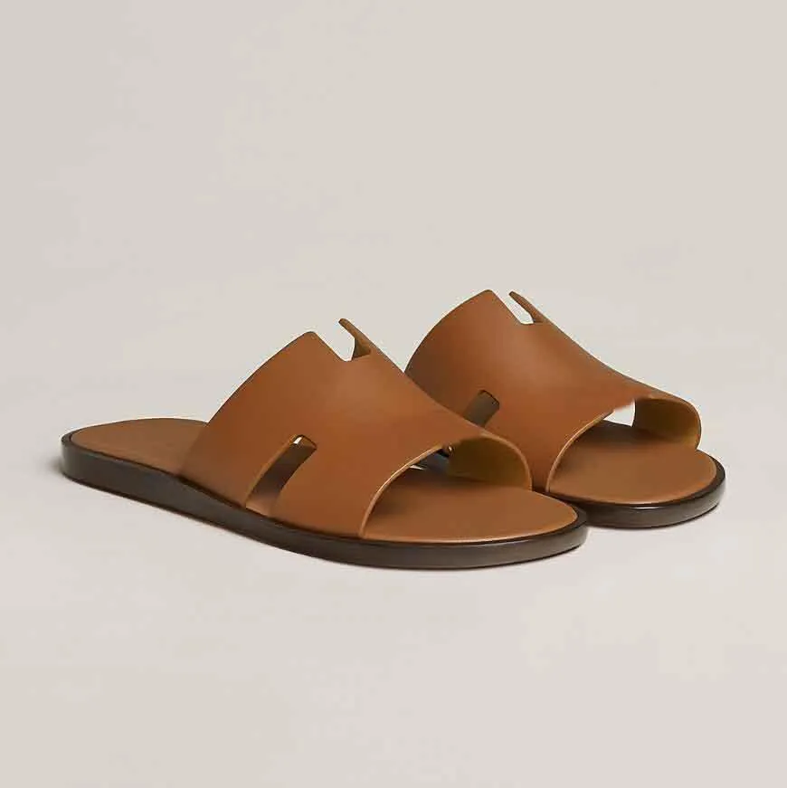 Sandálias de luxo de verão Calfskin Men Slippers Beach Slippers Flip-Flops dos meninos