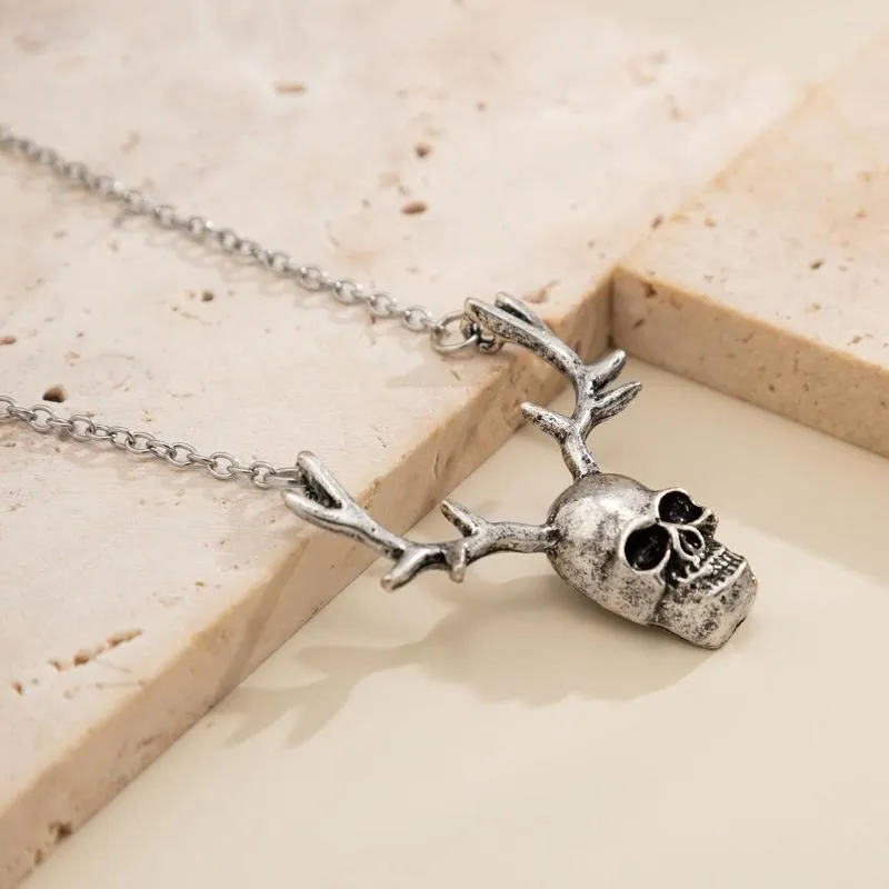 Choker Metal Skeleton Skull Naszyjnik dla mężczyzn Kobiety Halloween Ghost Antlers Head Party Jewelry