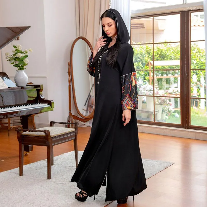 Sukienki swobodne Tassel Kaftan Women Marokan Caftan Vintage Djellaba Sfifa Diamond Hooded Abaya Arabic Muzułmanin Dubai Saudi Black Abayas