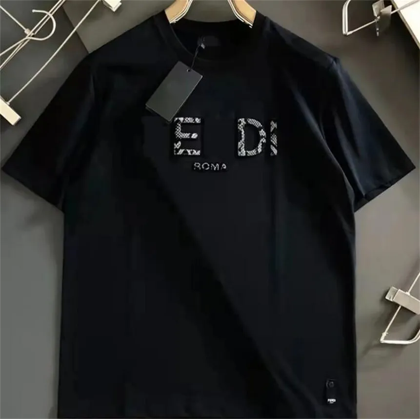 Nya herr mode t shirt designers män kläder svarta vita tees kort ärm kvinnors casual hip hop streetwear tshirts m-4xl#007