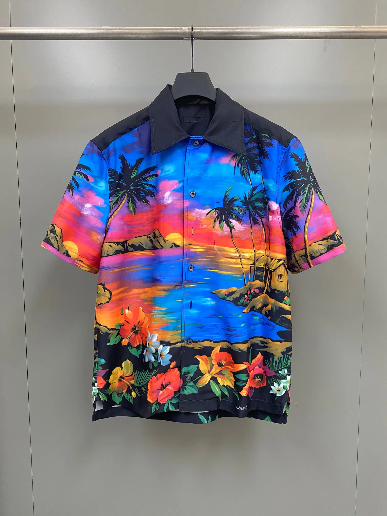 2023 Mäns kortärmad skjorta t-shirt Hawaiian strandtryck semesterlandskap mönster lös skjorta