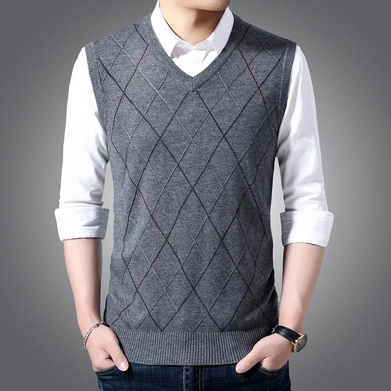 Men's Vests Men Wool Knitted Vest 2023 Spring Autumn Man Sleeveless Sweaters V-Neck Plaid Waistcoat