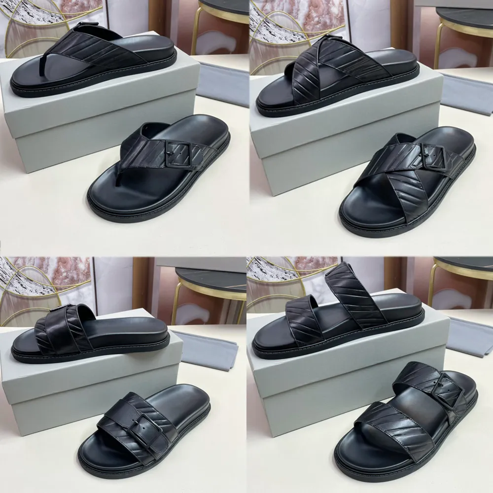 Nieuwe herensandalen pantoffels platformsandalen met kenmerkend logo op het gezicht slippers pantoffel eenvoudige strandsandalen pantoffels antislipzolen Zorg voor een ontspannen stijl 38 46