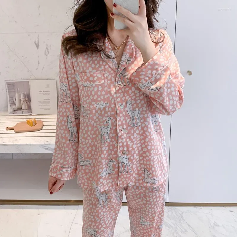 Kvinnors sömnkläderrosa tryckta pyjamas Set Långärmad skjortpants Satin Silky Sleep Female Pyjamas kostym Löst nattkläder hem