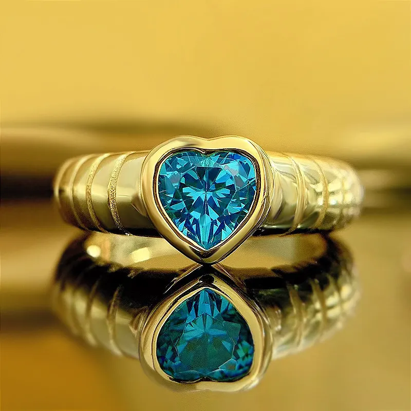 Queen Heart Auqamarine Ring 100% Real 925 Sterling Silver Party Wedding Band Ringen voor vrouwen Men Betrokkenheid Sieraden Gift