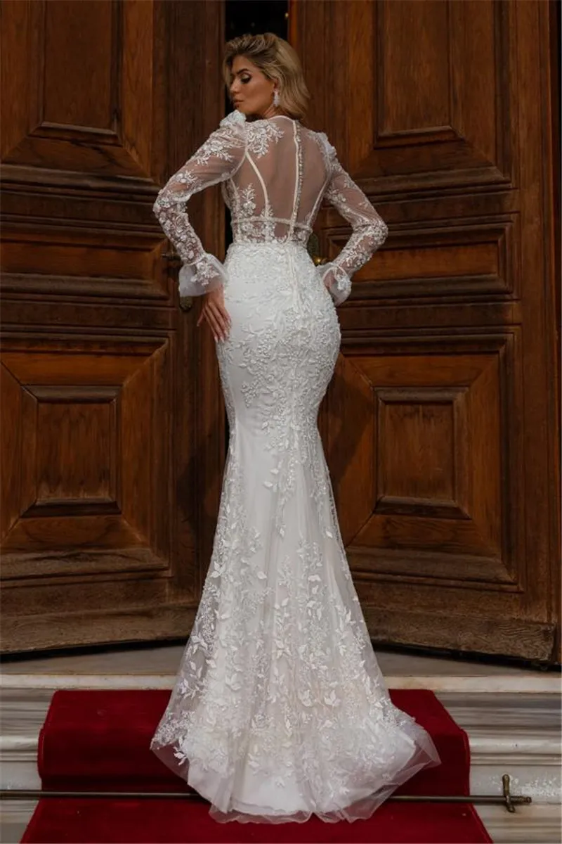 Stunning Full Lace Long Sleeve Wedding Dresses Sexy Mermaid Deep V Neck Sheer Backless Appliques Long Bridal Gowns Arabic Robes de mariage BC15394