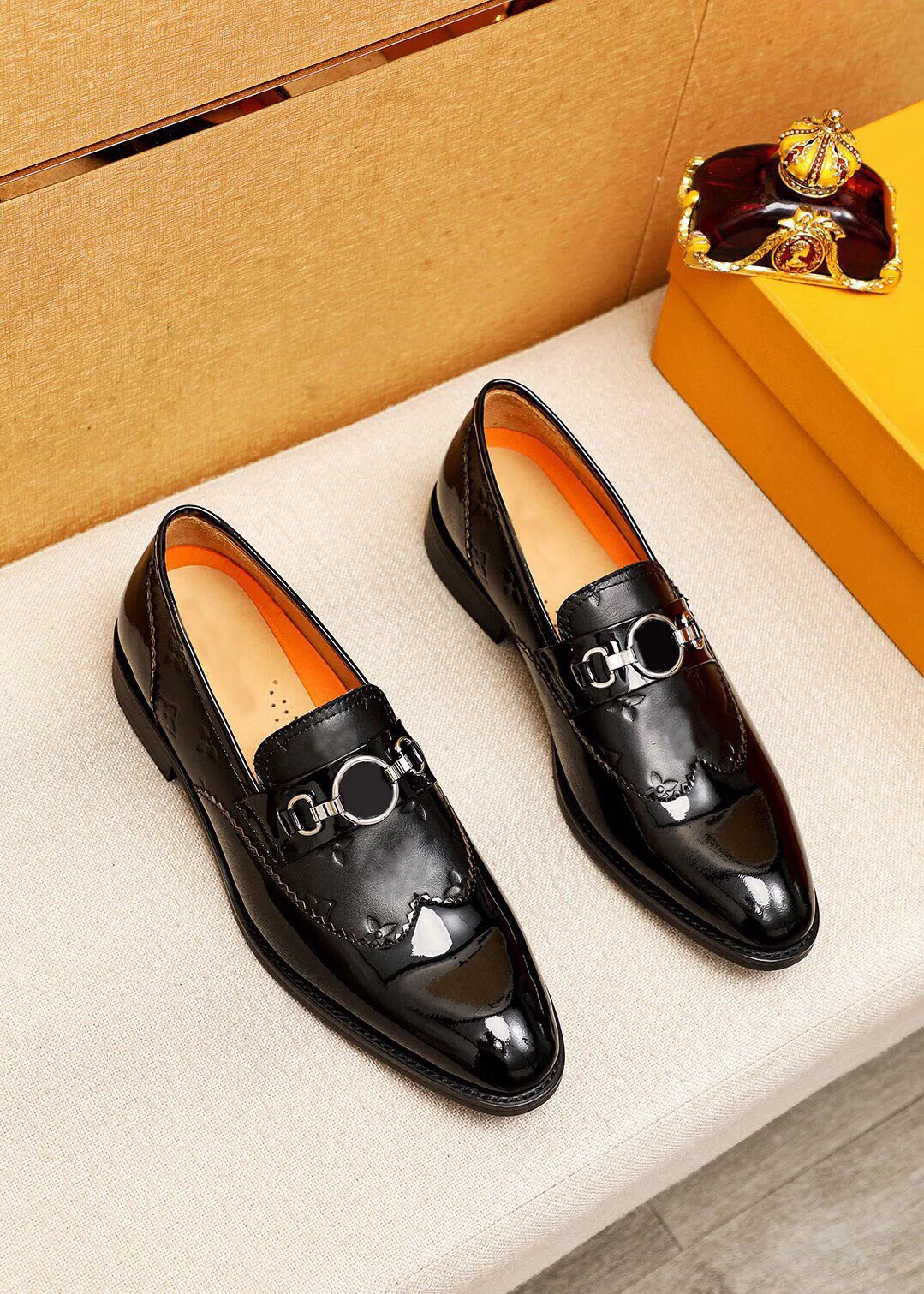 2023 Men Echte lederen kledingschoenen Formele zaken bruiloft Elegant feest Oxfords mannelijk merk Casual Outdoor Flats Maat 38-45