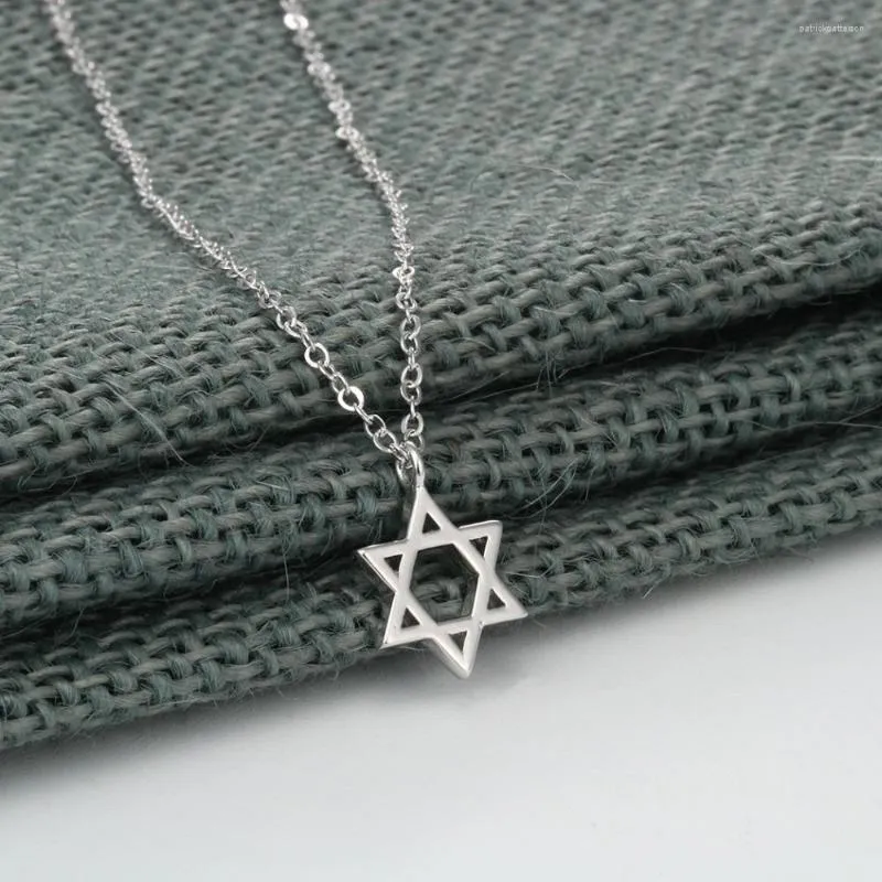 Hänghalsband Chandler David Star Necklace Hexagon Pendants Choker för kvinnor Tiny Pentagram Mujer Long Chain Colier of Jewelry