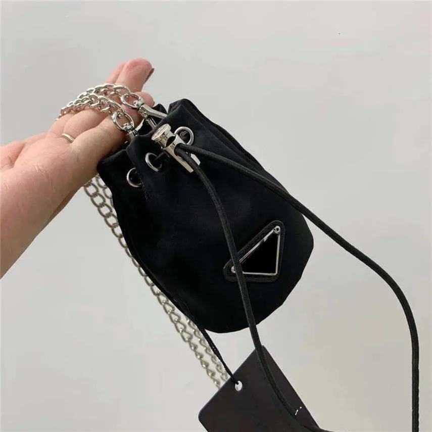 Femmes porte-clés petit sac longue chaîne épaule Messenger sacs cordon classique sac à main seau taille Keychain277r