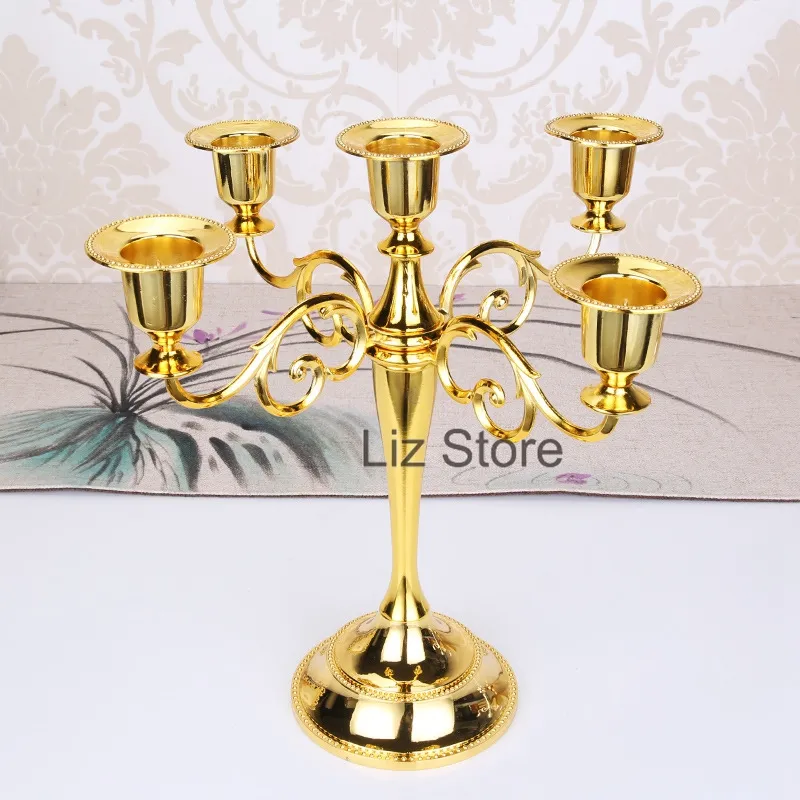 Retro Metal Candle Holder 3 Arms 5 Arms Candle Holder Exquisite Wedding Candlelight Dinner Romance Props European Home Decoration TH0889