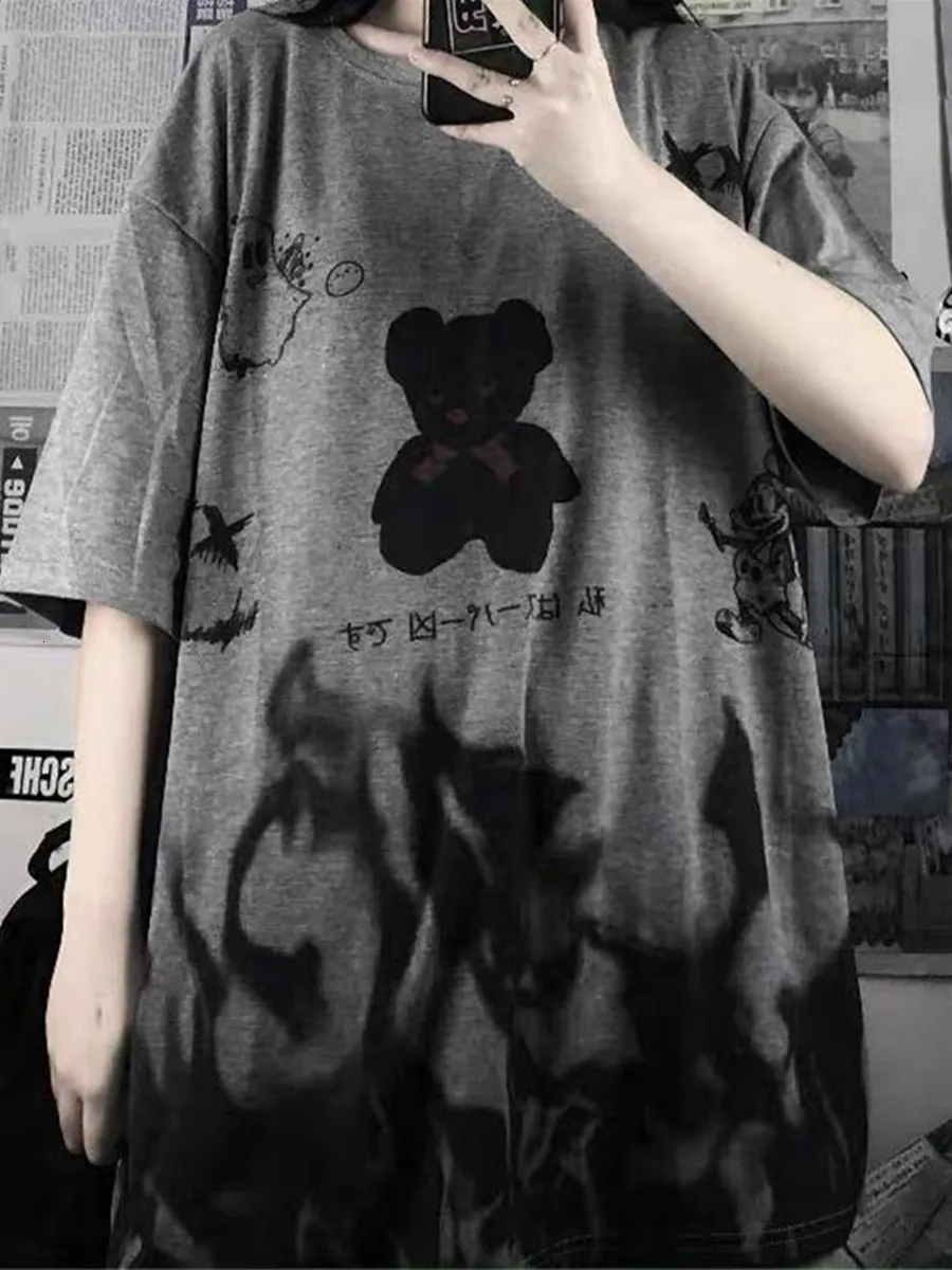 T-shirt femme noir dessin animé Ulzzang Femme lâche été surdimensionné t-shirt femmes vêtements Harajuku manches courtes hauts t-shirt Hip Hop fille 230310