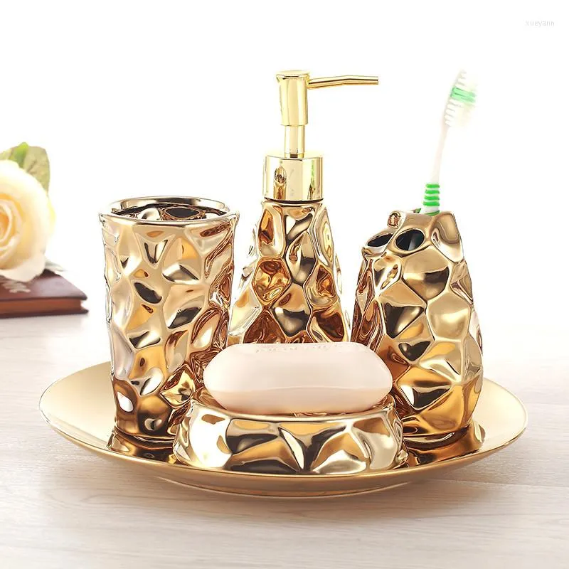 Bath Accessory Set Ceramic Bathroom Four-piece Gold Tooth Brush Holder Soap Dispenser Box Decoration Accessories Wedding Gifts