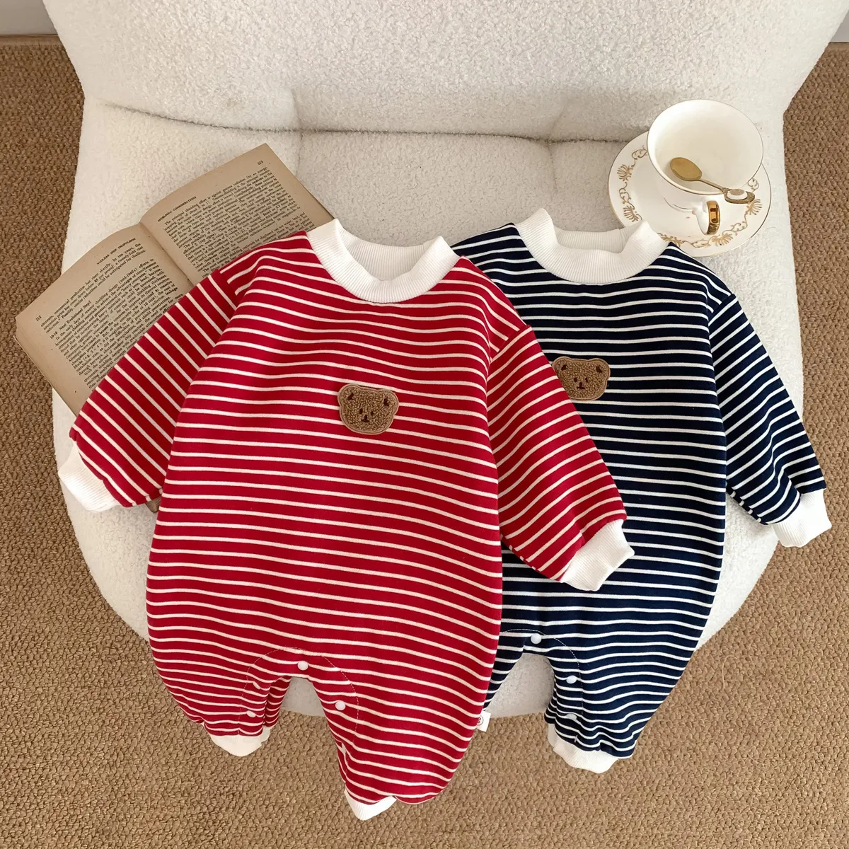 Strampler Baby Mädchen Kleidung Frühling und Herbst geboren Body Langarm Rundhals rot gestreift Overall 0-2 Jahre alte Jungen Babykleidung 230311