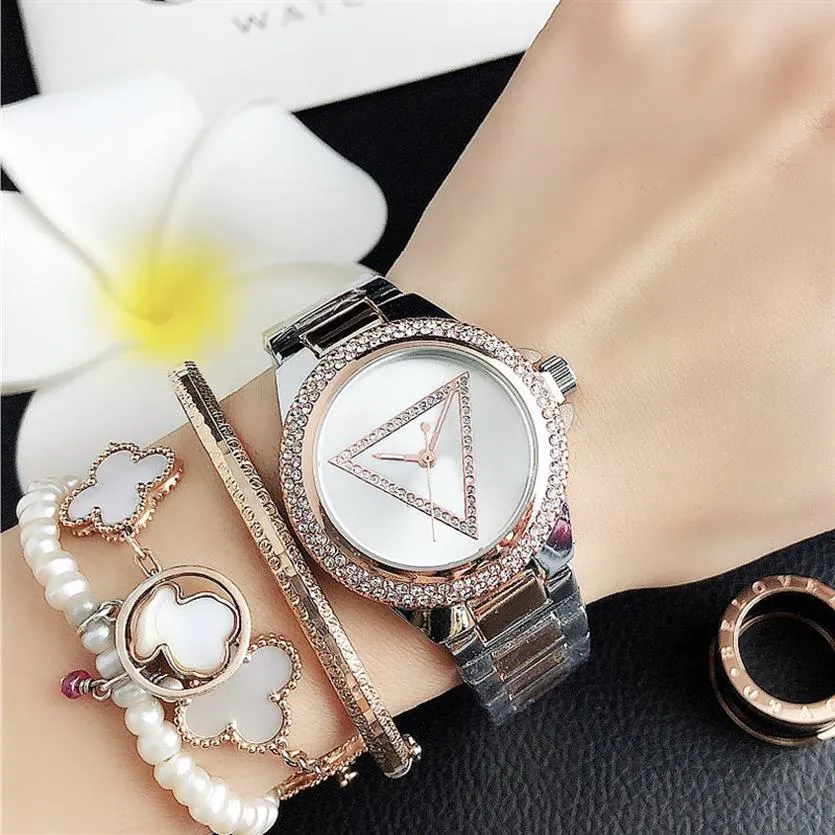 Relojes de pulsera de marca de cuarzo para mujer Chica Triángulo cristal estilo metal banda de acero Reloj GS24215z