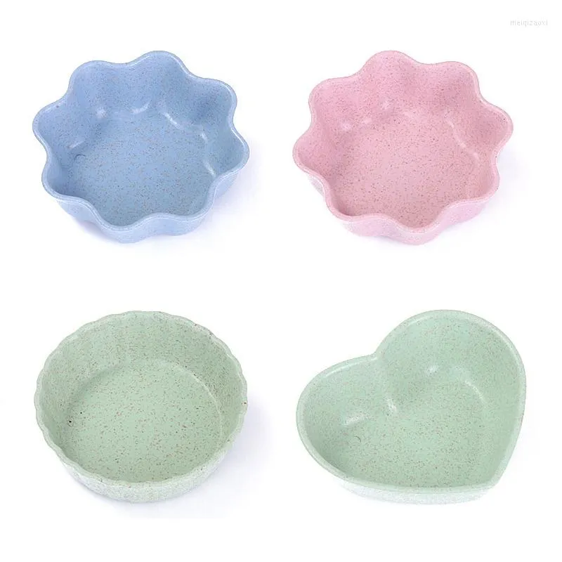 Bowls Mini Cute Love Heart Shape Wheat Straw Bowl Vinegar Seasoning Solid Soybean Dish Sauce Salt Snack Small Plate Kitchen Tool