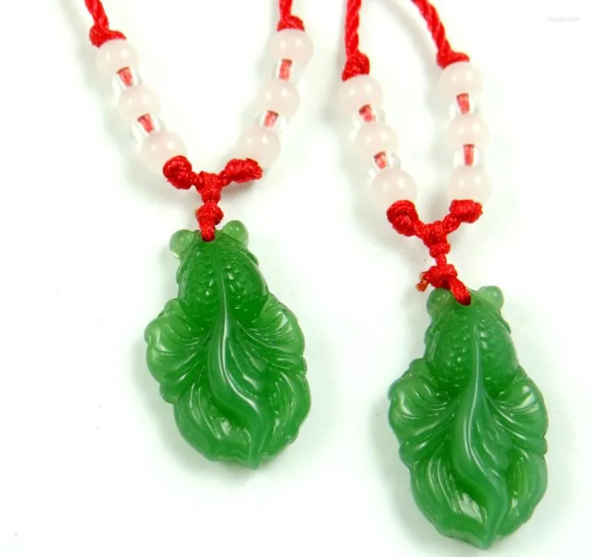 Hänge halsband Natural Gem Stone Quartz Crystal Green Agate Carved Fish for DIY SMYCKE Making Men Kvinnor Halsband Tillbehör