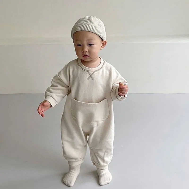 Rompers MILANCEL Autumn Baby Clothes Fur Lining Romper Infant Solid Thickened Jumpsuit 230311