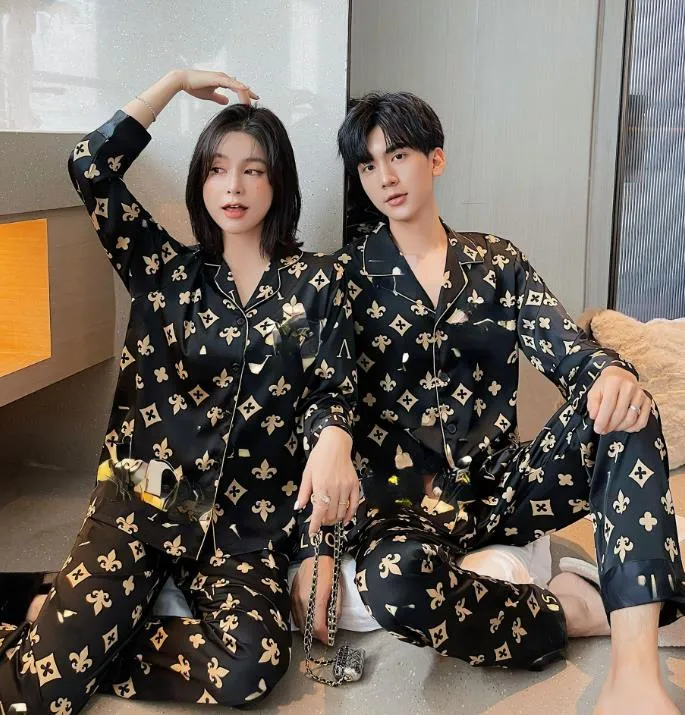 Couple New Long Sleeve Printing Mesh Red Homewear Suit Simple Men's Pamas Women's Artificial Silk