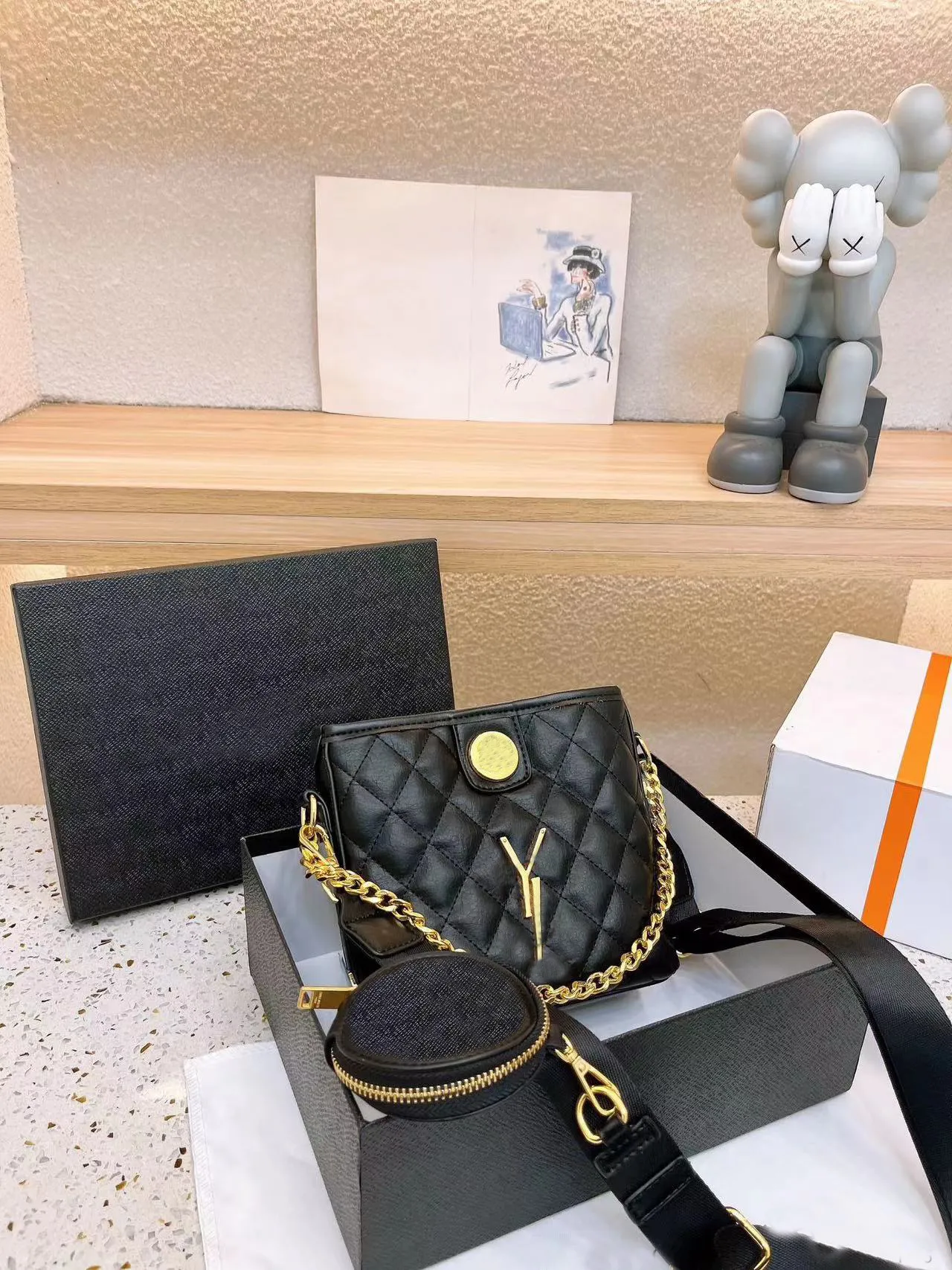 Shoulder Handbag Designer Bag With 3 Pieces Of Leather Belt Classic Box Packaging