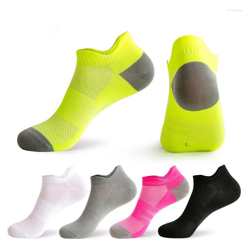 Sports Socks Professional som kör 6 par per uppsättning kvinnors fitness tunna luktsäkra tryck sportkvinnor