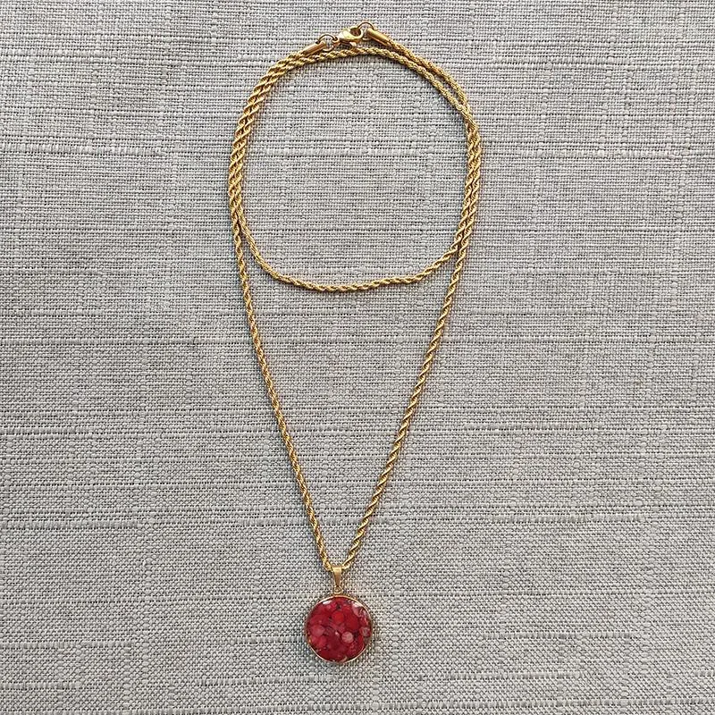 Pendentif Colliers Mode Double Pierre Rouge Collier En Acier Inoxydable Chaîne De Corde Torsadée Bijoux De Haute Qualité 2023 Accessoires De Vêtements À La Mode