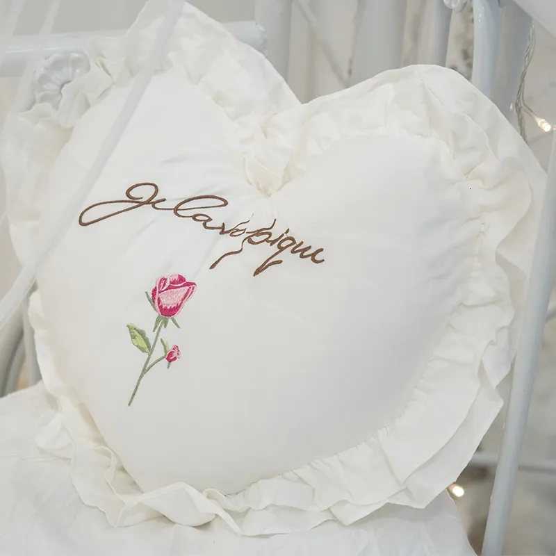 Cushion/Decorative Pillow 100% Cotton Love Heart Shape Cushion Embroidered Decorative Throw Pillow For Bedroom With Ruffles Soft Decorative Pillows 230311