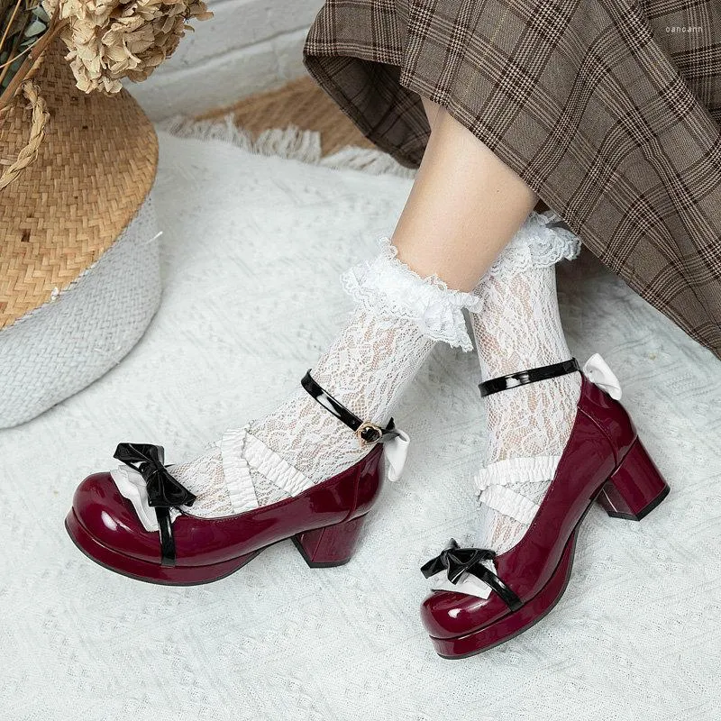 فستان أحذية Ippeum Summer 2023 Ladies Heels Platform Cute Bow Lace Princess Mary Jane Lolita Party High Heel Buckle Women Pumps Girls