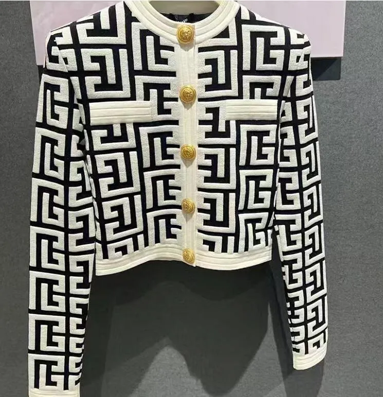 2023 Maglioni di moda di qualità Motivi geometrici Scimmie Medusa Cardigan Manica lunga Monopetto Maglioni lavorati a maglia con bottoni a contrasto