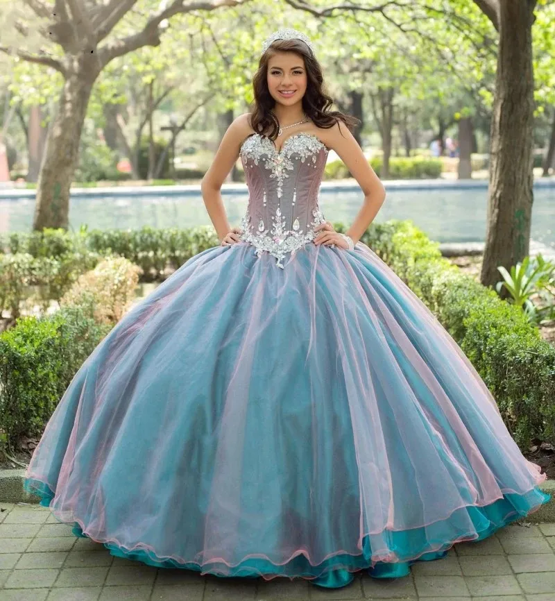 Vestidos Anos Princess de Quinceaneraドレスラインストーンアプリケ膨らみ15歳の女の子の誕生日ドレス女性のための誕生日ドレス