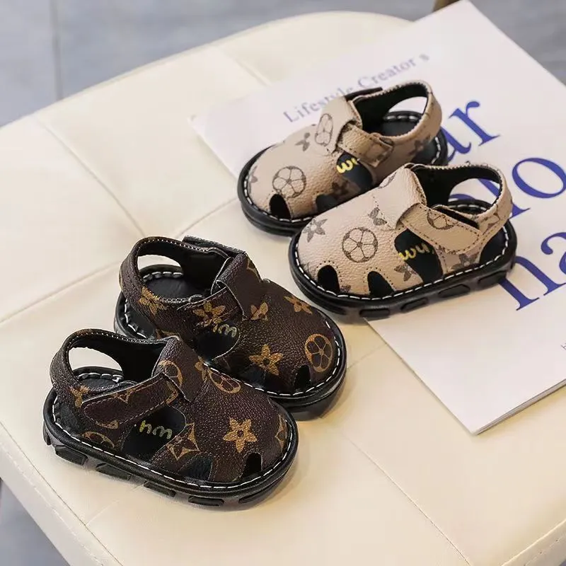 Sandalias de primeros pasos para niños de verano, zapatos de cuna suaves para niños nacidos, moda para niños pequeños, antideslizantes para niñas pequeñas