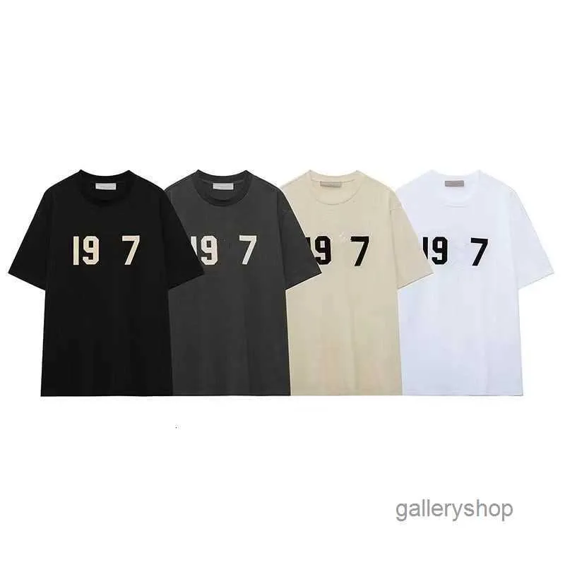 Mens T-shirts Lettre de poitrine laminée Print Esset Sleeve Street High Street Overs Support Overs Casual T-shirt Topsfm99