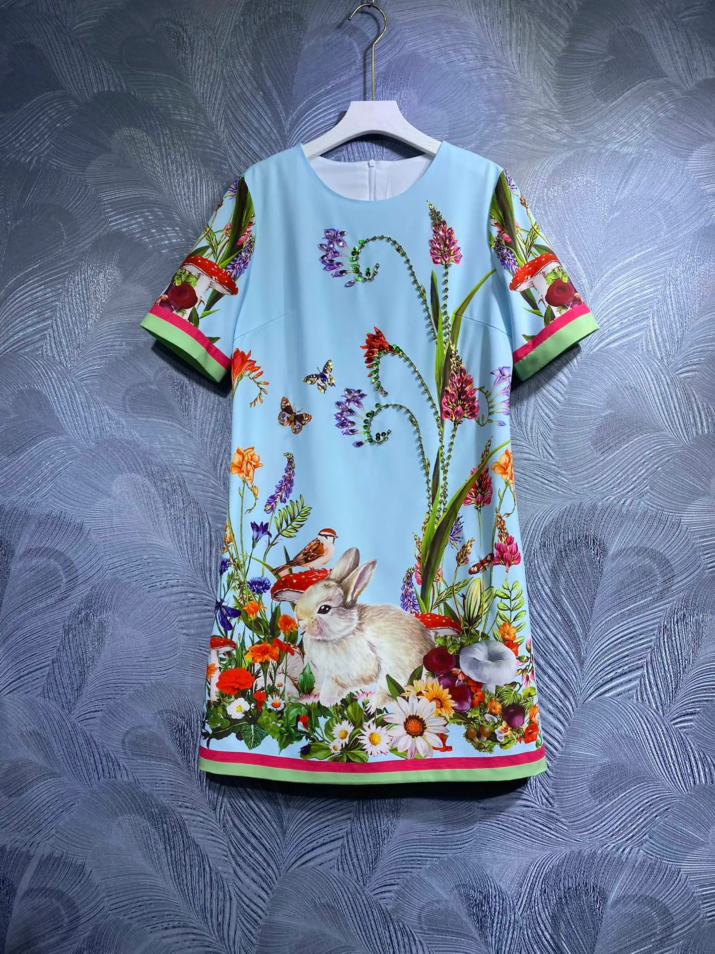 Платье 2023 Дизайнерская модная принт для животных ручной работы в ручной работы весна и летнее рукав с коротким рукавом.