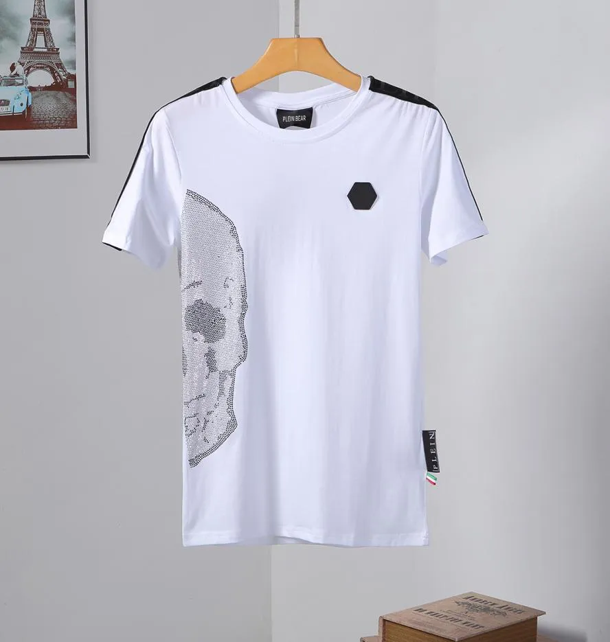 Plein Bear T Shirt Mens Designer Tshirts Rinestone Skull Men camisetas clásicas de alta calidad Hop Hop Streetwear Casual Top6234988