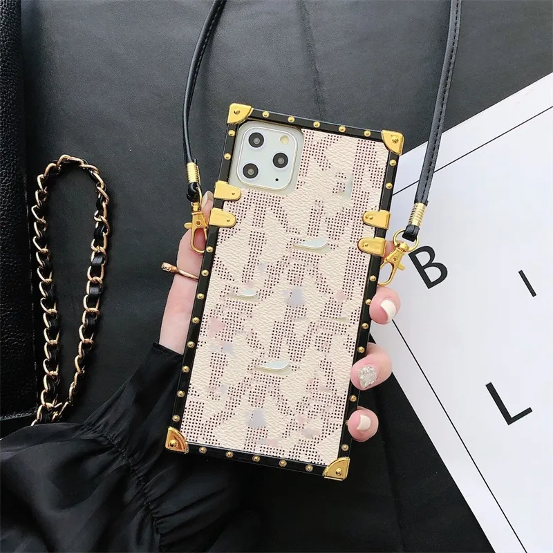 Luxurys Designers mobile phone case Big brand tide brand iPhone14 phone case fashion brand12 13promax square runway plating soft shell leather suitable