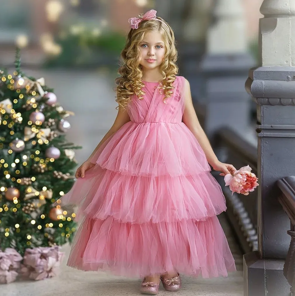 Pink Tiered Flower Girl Dresses Pleated Princess Pageant -klänningar för bröllop och födelsedag Tulle Ankel längd Kid Pageant Dress