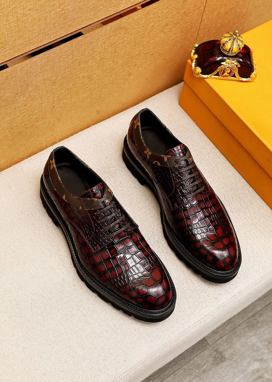 2023 Man Classic Business Dress Shoes Fashion Märkesdesigner Elegant Formell bröllop äkta läderskor Män snörning Office Oxfords Mocassin Homme Storlek 38-45