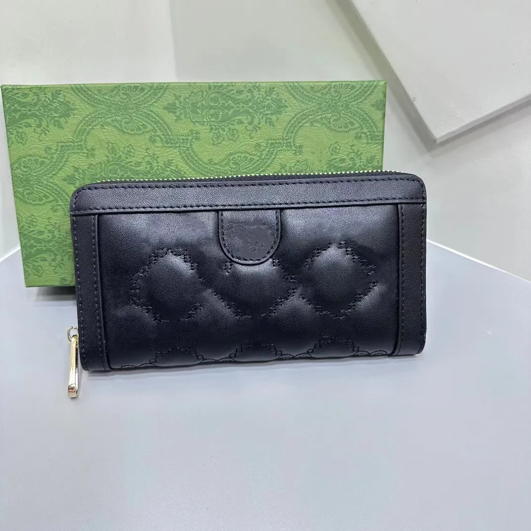 723784 Men Designer Matelasse Zippy Wallets Super Soft Black Quilted Leather Purse Man Daily Casual Card Holders