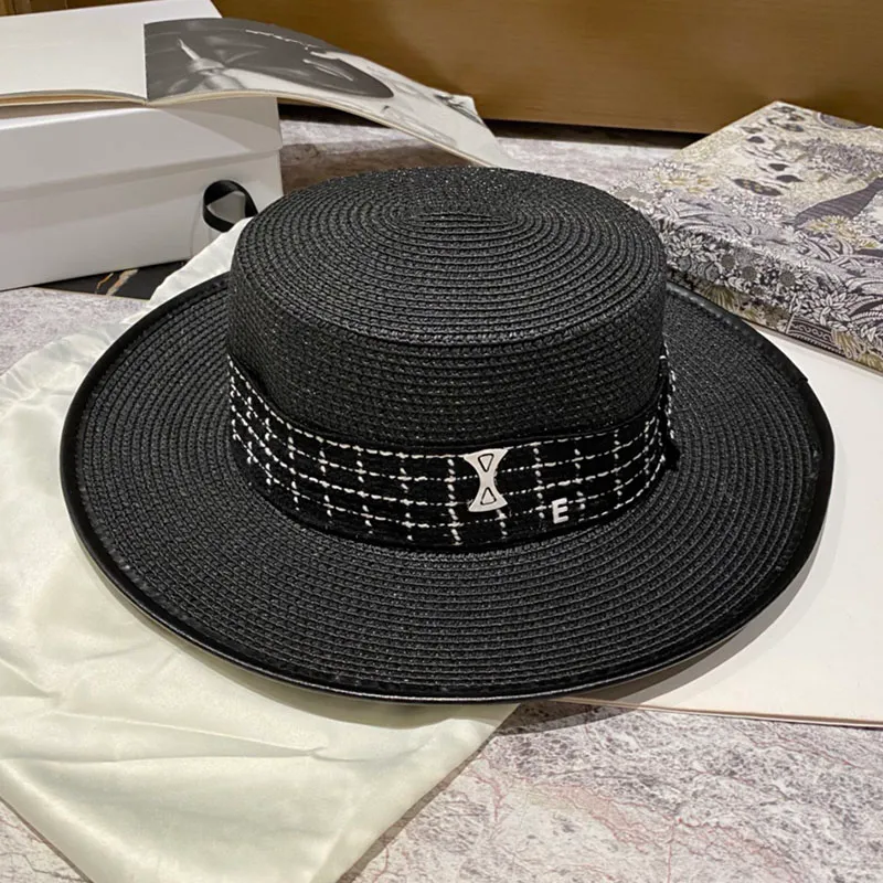 Cappelli a tesa larga con nastro scozzese con bordo nero Cappelli di paglia con motivo a lettera geometrica da donna Cappelli da spiaggia con visiera piatta da donna