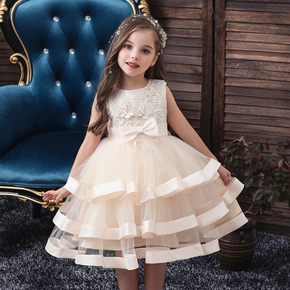 Dopklänningar Kids Elegant Pearl Cake Princess Dress Girls Dresses For Wedding Evening Party Brodery Flower Girl Dress Girl Clothes 230313