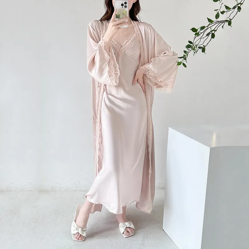 Koszniczka dla kobiet zaliczka francuska elegancka szata seksowna koronkowa wykończenie kobiety długie kimono szlafroki luźne satynowe koszulki nocne letni dom