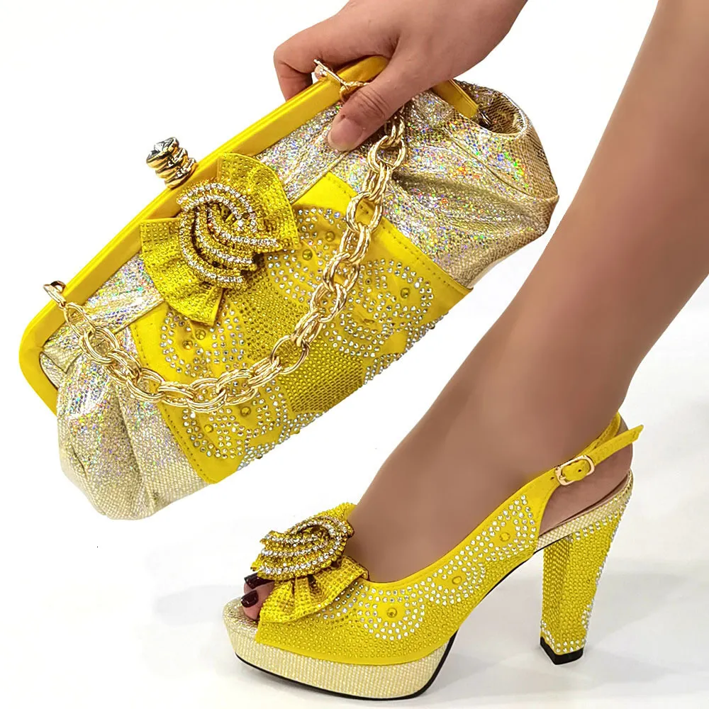 Scarpe eleganti doershow Arrivo e borsa Set African s giallo Nigeriano Donne Borse abbinate per matrimonio SGY14 230313