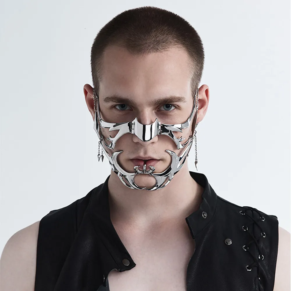 Parti Masques De Luxe CyberPunk Masque Liquide Irrégulier Argent Couleur Creux En Acier Accessoires Pour Femmes Hommes Parti Bijoux 230313