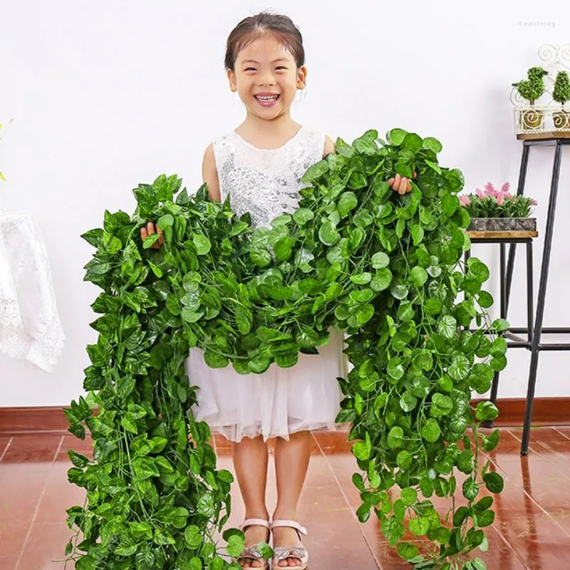 Fleurs décoratives 12pcs / 2.2M Plante Vignes Vert Guirlande Plantes Fausse Couronne De Fleurs Creeper Suspendu Artificielle Ivy El Home Decor Party