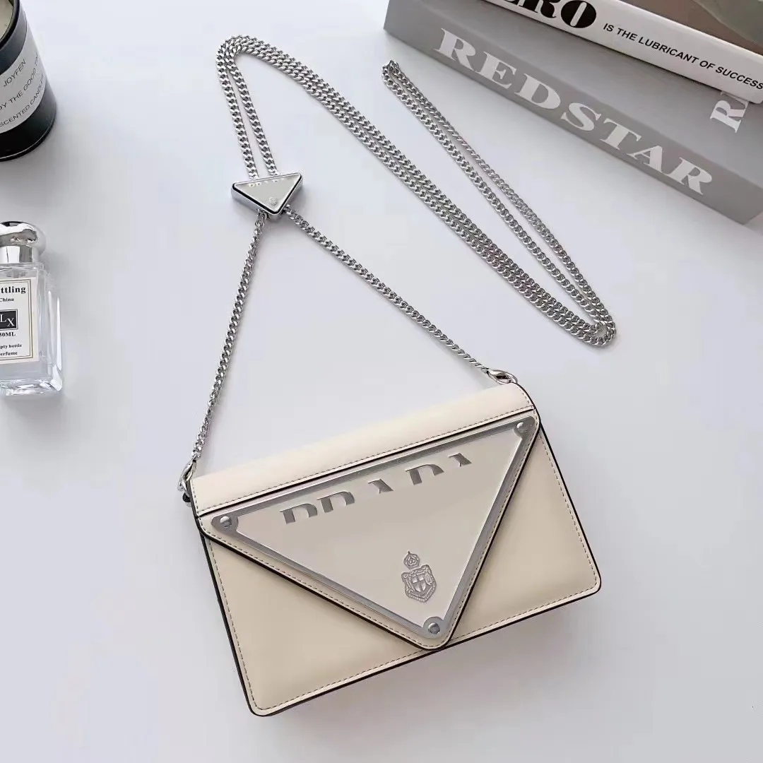 مصمم جميل Crossbody Saffiano Phole Facs for iPhone 15 14 13 12 11 16 17 Pro Max X XS 7 8 Samsung S20 S21 S23 S24 S25 Plus Ultra مع حقيبة التسوق 18x12x5